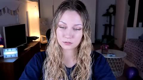 MissYourTouch online show from April 22, 5:42 pm