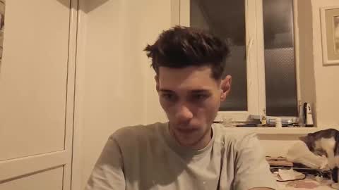 MisteriosoXragazzoX online show from November 18, 3:48 pm