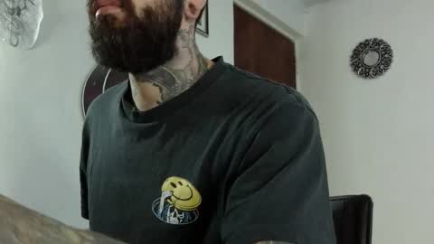     online show from October 6, 3:52 pm