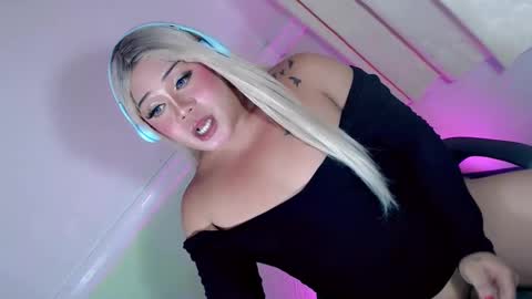 mistress_marta69 online show from November 24, 8:51 pm