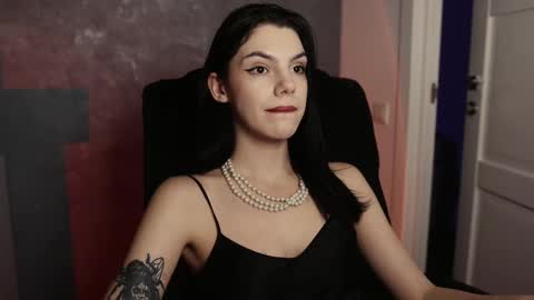 Miss Rochelle online show from March 2, 10:05 pm