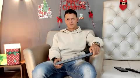 mitchell online show from December 15, 12:07 am