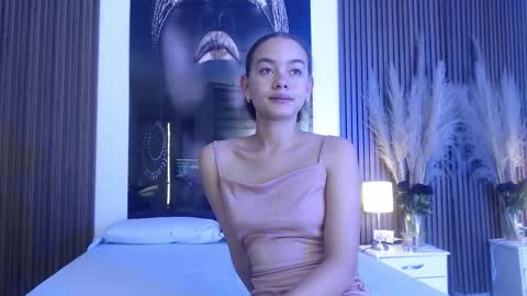 Snapshot of miticabrennet chatting on October 2, 3:05 am Mtica Brennet online show from October 2, 3:05 am