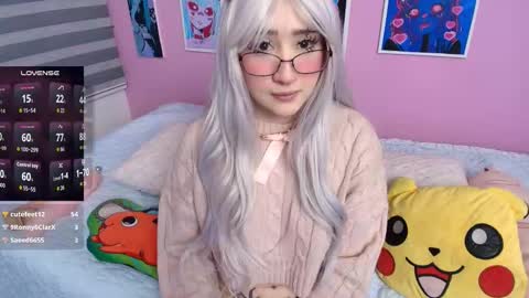 Snapshot of miwaviolet chatting on October 28, 12:44 am  Miwa Violet  online show from October 28, 12:44 am
