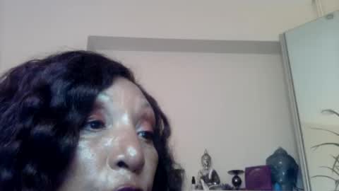 Ling Ling online show from June 20, 1:56 am