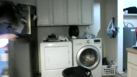 miztrezk online show from December 4, 8:19 pm