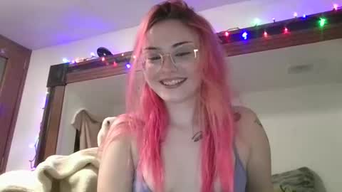 mjandkt online show from December 17, 5:14 am