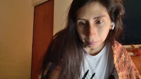 Snapshot of mli739709 chatting on October 15, 5:54 am MoonLipson online show from October 15, 5:54 am