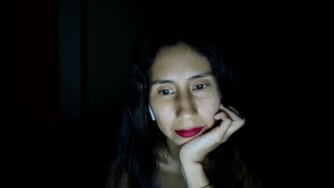 Snapshot of mli739709 chatting on February 20, 8:28 am MoonLipson online show from February 20, 8:28 am