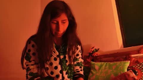 Snapshot of mli739709 chatting on October 21, 1:00 am MoonLipson online show from October 21, 1:00 am
