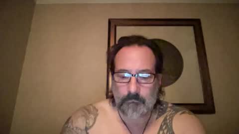 mmancini63 online show from April 16, 8:47 am