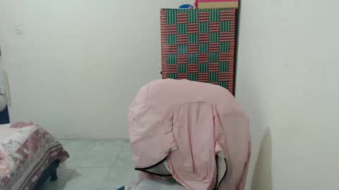 kelly online show from December 28, 12:26 am