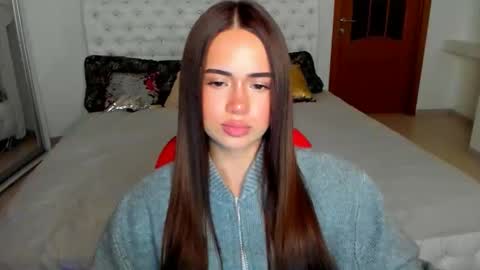 Snapshot of mmm_bananaa_ chatting on October 23, 5:14 pm Beata online show from October 23, 5:14 pm