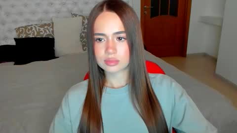 Snapshot of mmm_bananaa_ chatting on September 11, 5:58 pm Beata online show from September 11, 5:58 pm