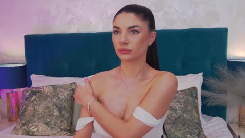 Jessie online show from March 8, 2:04 am