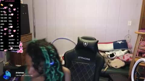 MOCHA   JAMES THE NPC  online show from March 4, 2:19 am