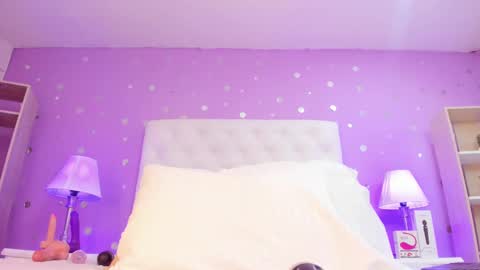 Sophia  online show from September 27, 8:50 pm