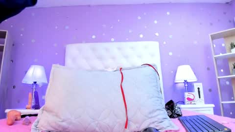 Sophia  online show from September 30, 7:35 pm