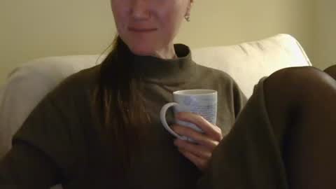 Aurora online show from December 17, 9:43 pm