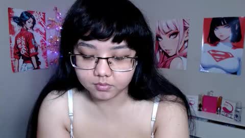 Molly online show from October 5, 5:05 am