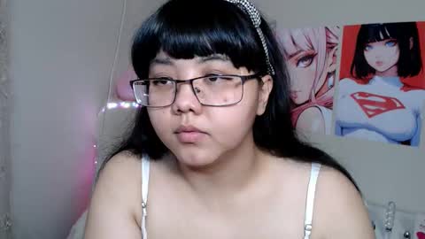 Molly online show from March 9, 6:39 am