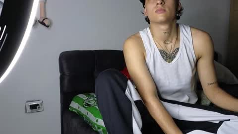 mohamed_malik online show from March 12, 2:04 am