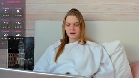 Molly Hunt online show from February 5, 6:13 am