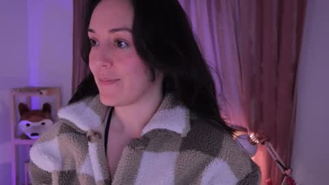   MOLLY   online show from November 6, 2:53 pm