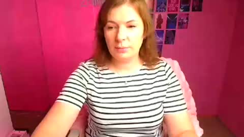 Molly online show from October 25, 11:42 am