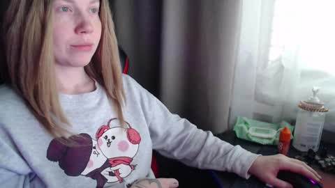 I have new photos come and see with love Molly online show from October 8, 9:37 am