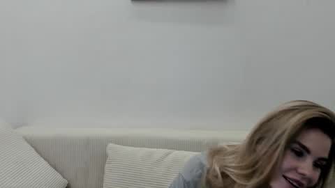 mollycem345 online show from March 25, 8:04 pm