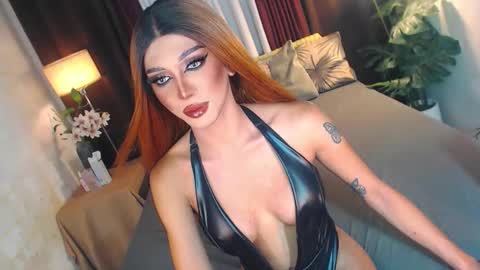 Molly online show from October 30, 9:21 am