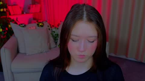 Molly online show from April 1, 10:49 am