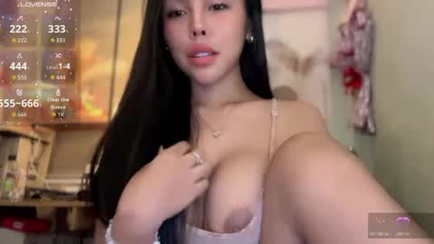 molly online show from February 14, 6:05 am