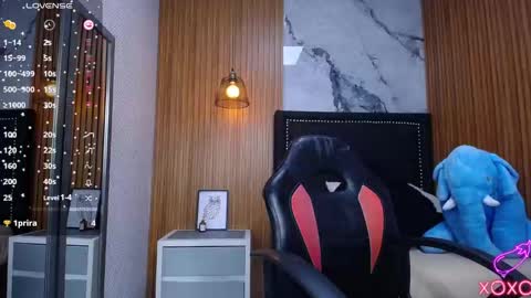 MOLLY online show from November 5, 7:16 pm