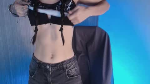 mollyycrystal online show from November 10, 4:32 pm