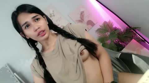 MOMIKHEM online show from May 14, 4:38 pm