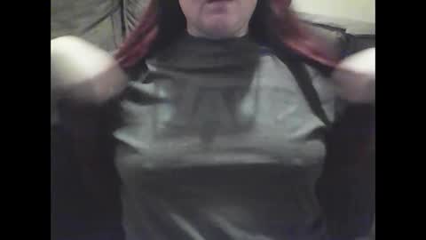 Snapshot of mommies_mooseknuckle chatting on September 30, 2:22 am mommies_mooseknuckle online show from September 30, 2:22 am