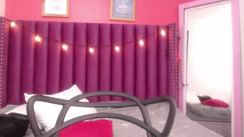 Daphne  online show from February 26, 9:44 am