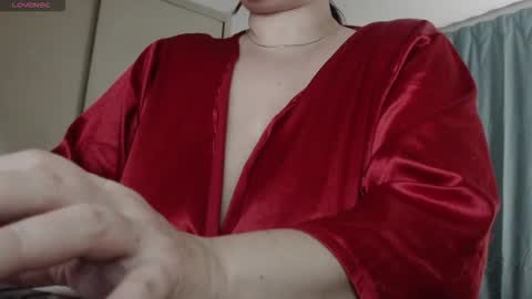 Daphne  online show from October 16, 11:36 pm