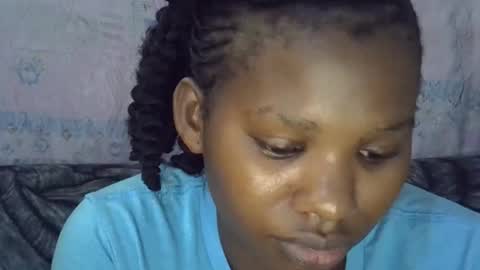 momsdoll online show from February 9, 7:12 am