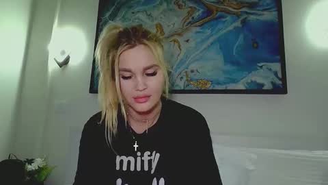 Monica online show from February 28, 4:38 am