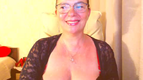 monica online show from July 2, 8:52 am