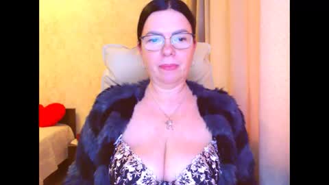 monica online show from December 16, 1:06 pm