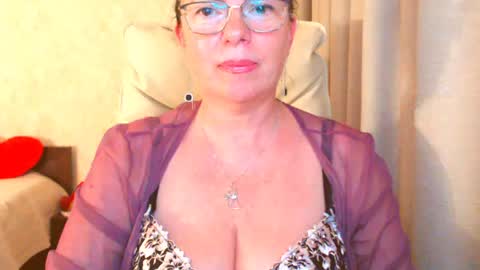 monica online show from June 24, 9:38 am