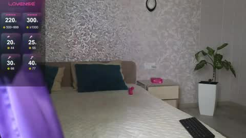 monica__sexy online show from March 29, 10:28 am