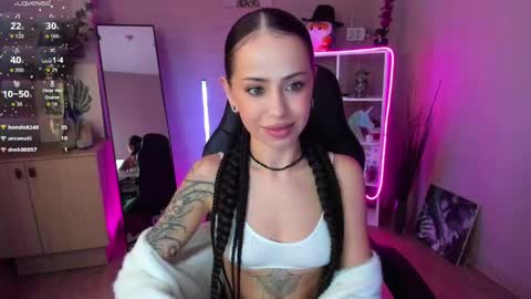Monica online show from May 22, 8:43 am