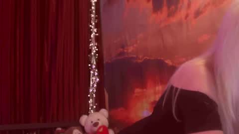 Monika    online show from March 31, 12:11 am