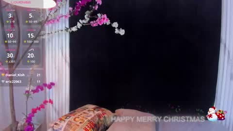 MONIK FOX online show from December 15, 9:00 pm