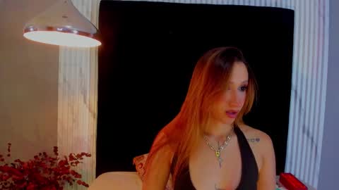 MONIK FOX online show from September 13, 9:50 pm